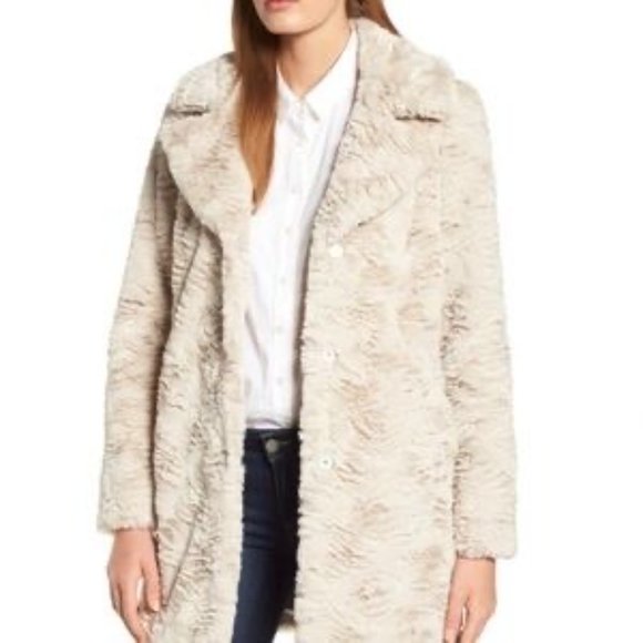 Kenneth Cole New York Jackets & Blazers - Kenneth Cole New York Faux Fur Coat